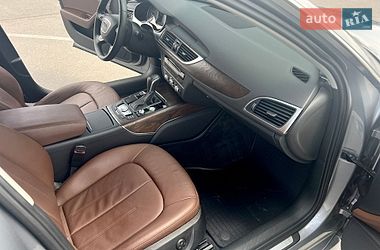 Седан Audi A6 2015 в Днепре