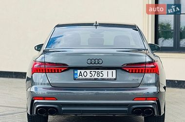 Седан Audi A6 2018 в Мукачево