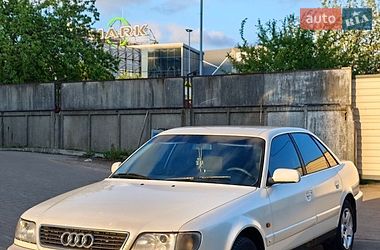 Седан Audi A6 1995 в Львове