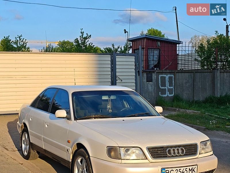 Седан Audi A6 1995 в Львове