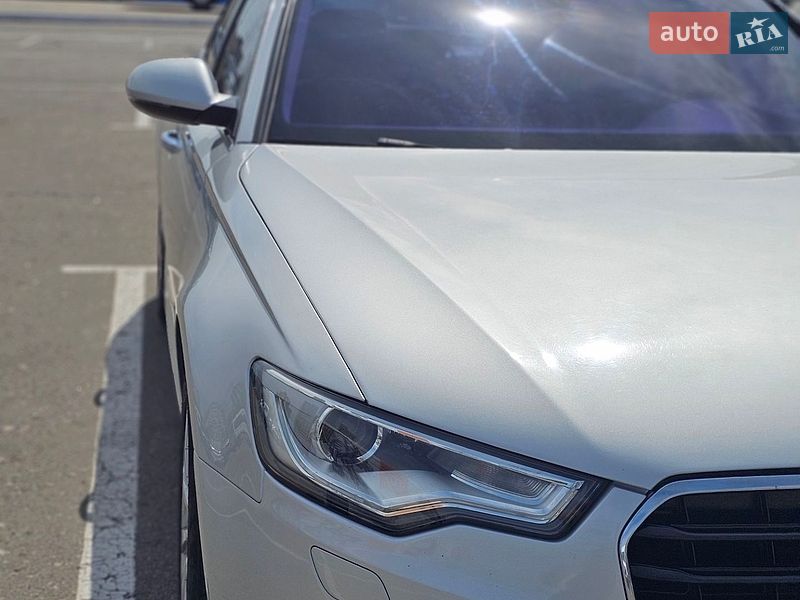 Седан Audi A6 2015 в Киеве