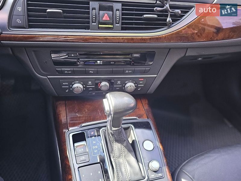 Седан Audi A6 2015 в Киеве