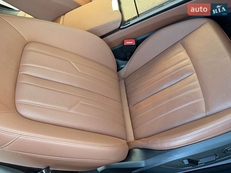 Седан Audi A6 2023 в Києві