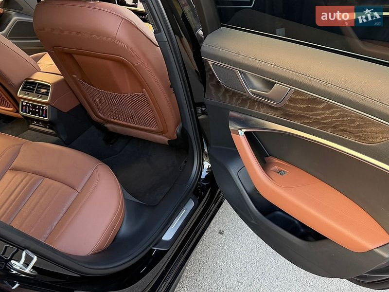 Седан Audi A6 2023 в Києві