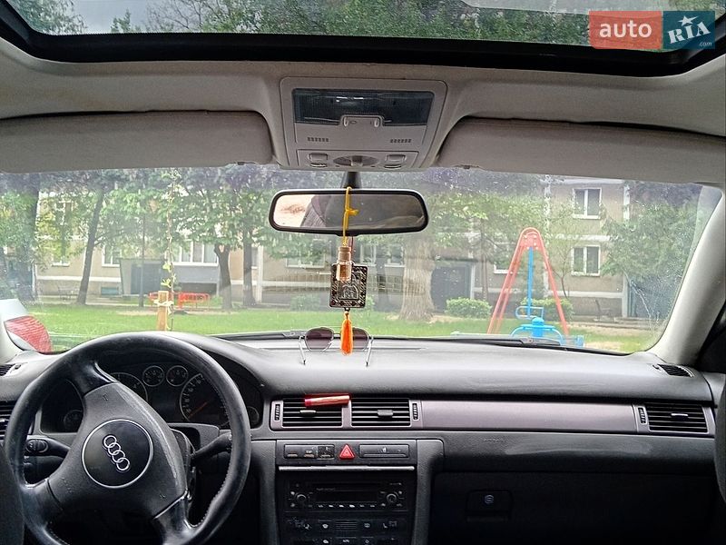 Універсал Audi A6 2004 в Вараші