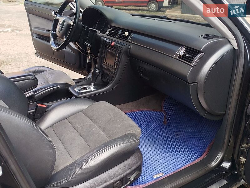 Универсал Audi A6 2002 в Кицмани