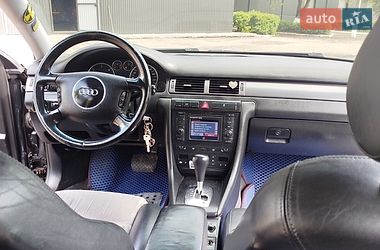 Универсал Audi A6 2002 в Кицмани