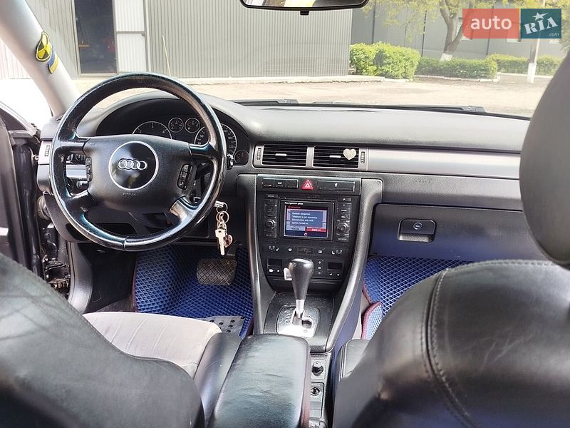Универсал Audi A6 2002 в Кицмани