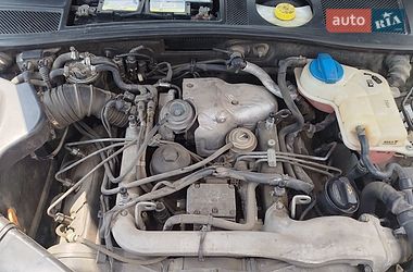 Универсал Audi A6 2002 в Кицмани