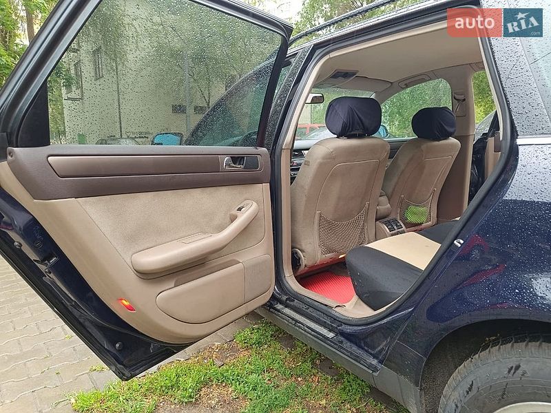 Універсал Audi A6 2000 в Одесі