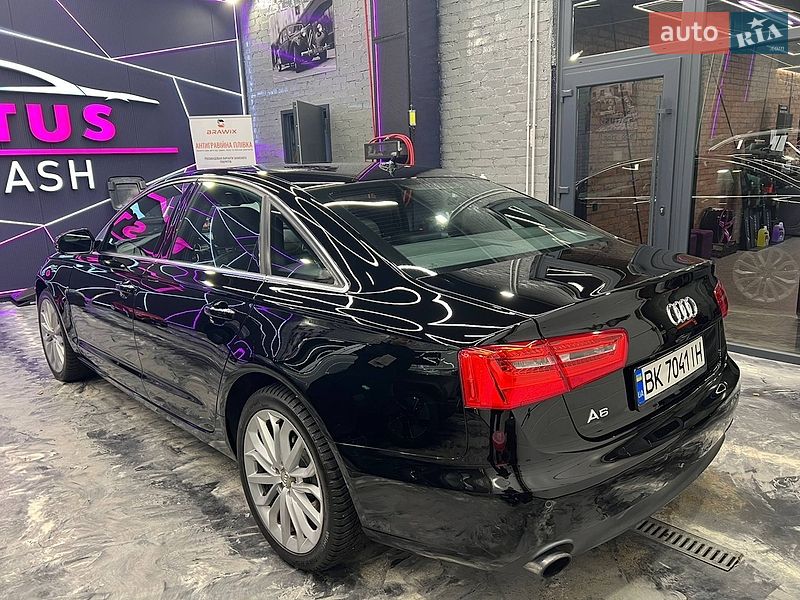 Седан Audi A6 2014 в Киеве
