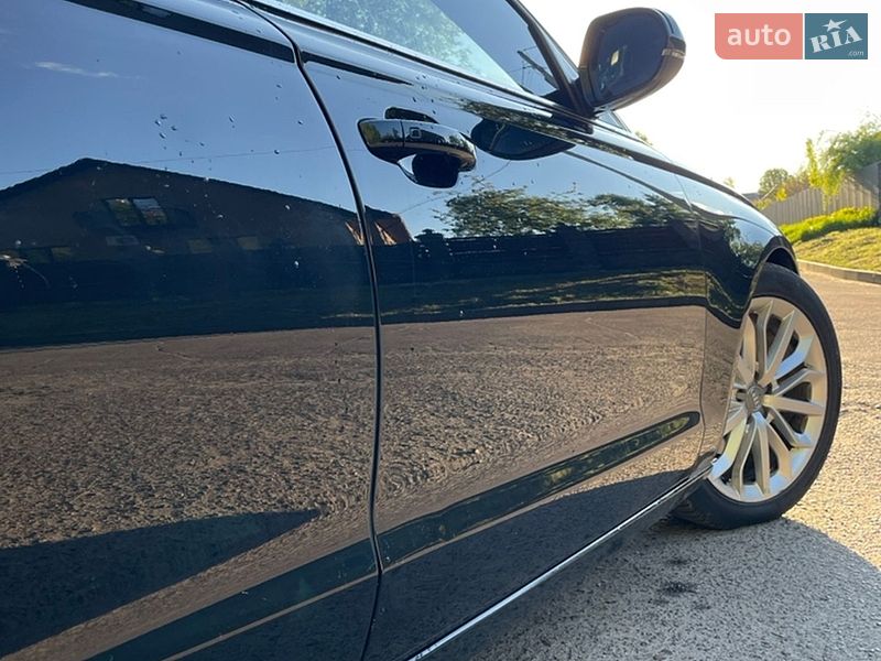 Седан Audi A6 2011 в Нетешине