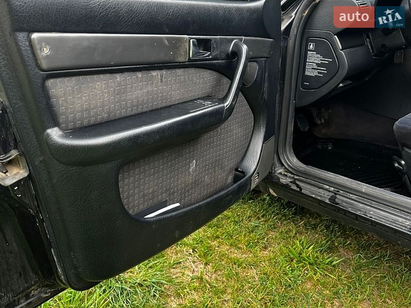 Седан Audi A6 1996 в Виннице