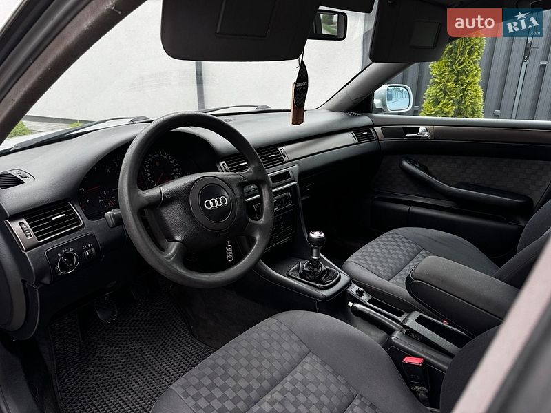 Універсал Audi A6 1998 в Луцьку