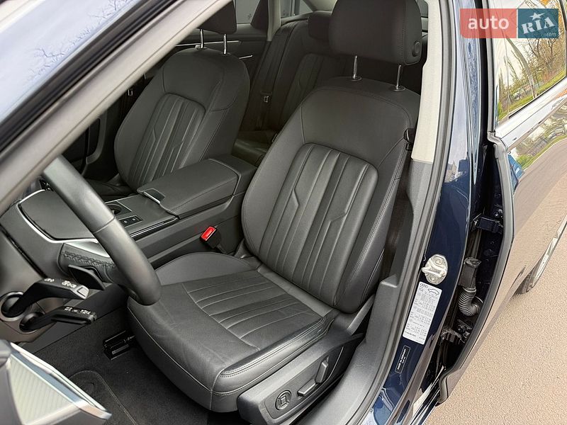 Седан Audi A6 2023 в Києві