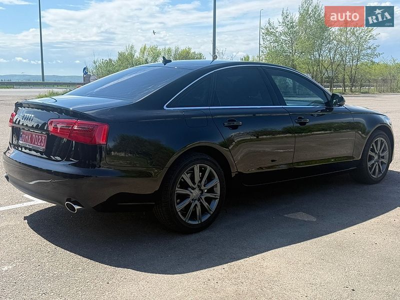 Седан Audi A6 2013 в Дубні