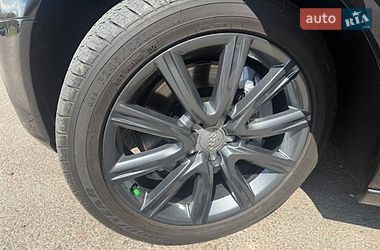 Седан Audi A6 2013 в Дубні