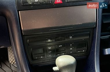 Седан Audi A6 1997 в Ровно