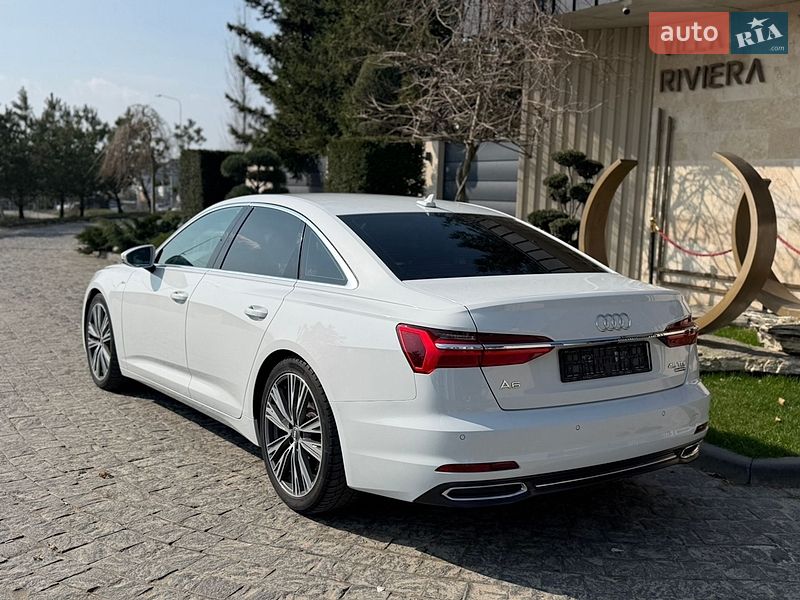 Седан Audi A6 2018 в Львові