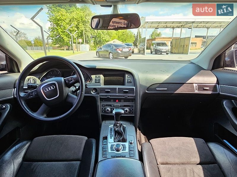 Седан Audi A6 2004 в Лубнах