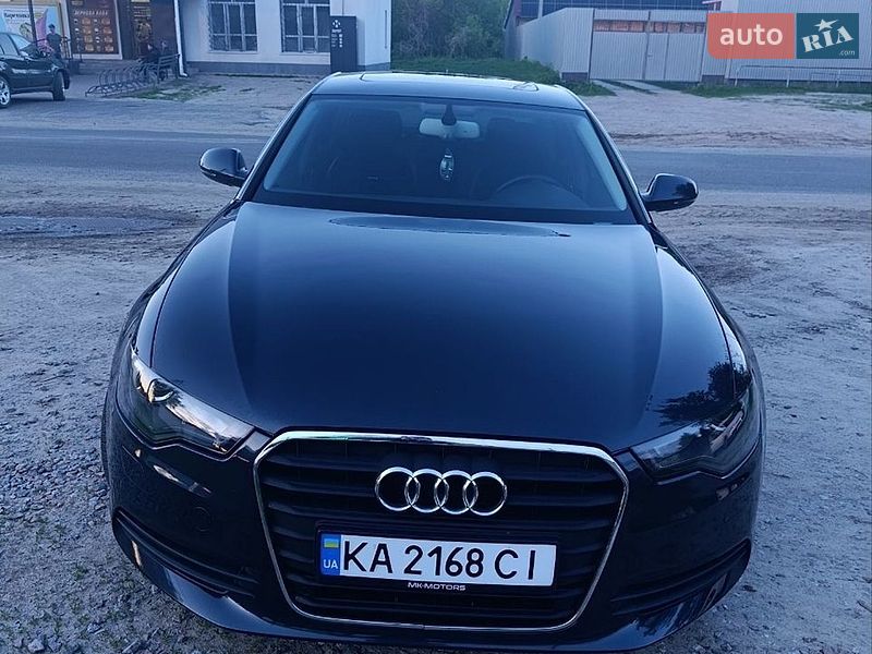 Седан Audi A6 2012 в Гадяче