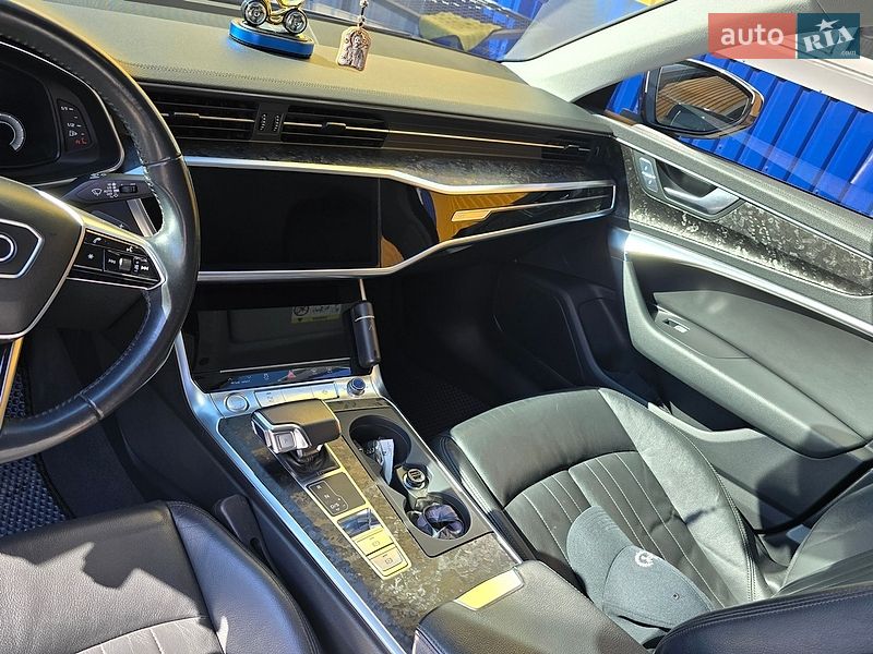 Седан Audi A6 2018 в Звягеле