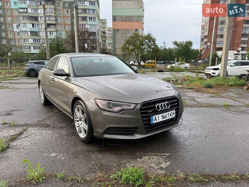 Седан Audi A6 2012 в Полтаве