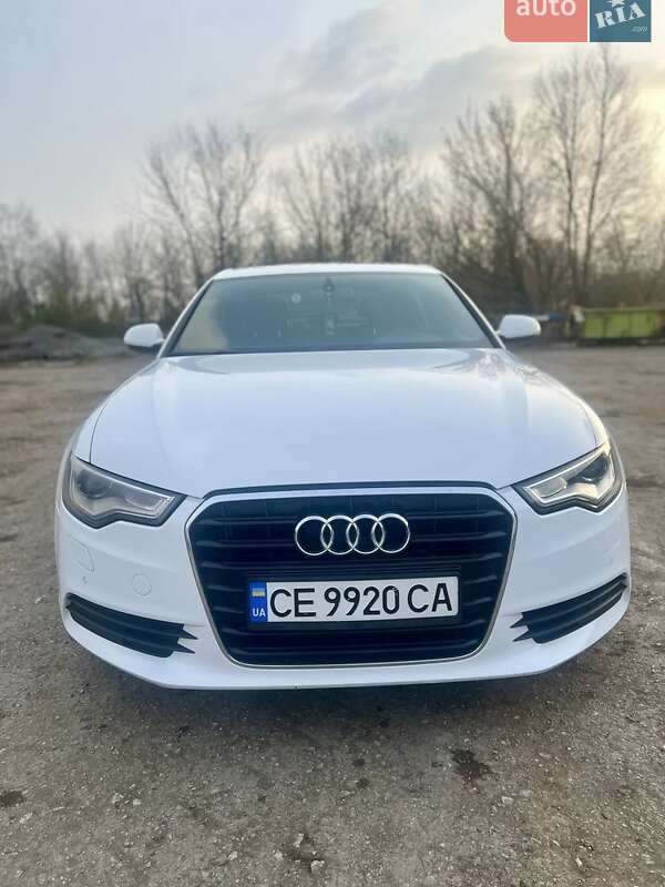 Седан Audi A6 2014 в Чернівцях