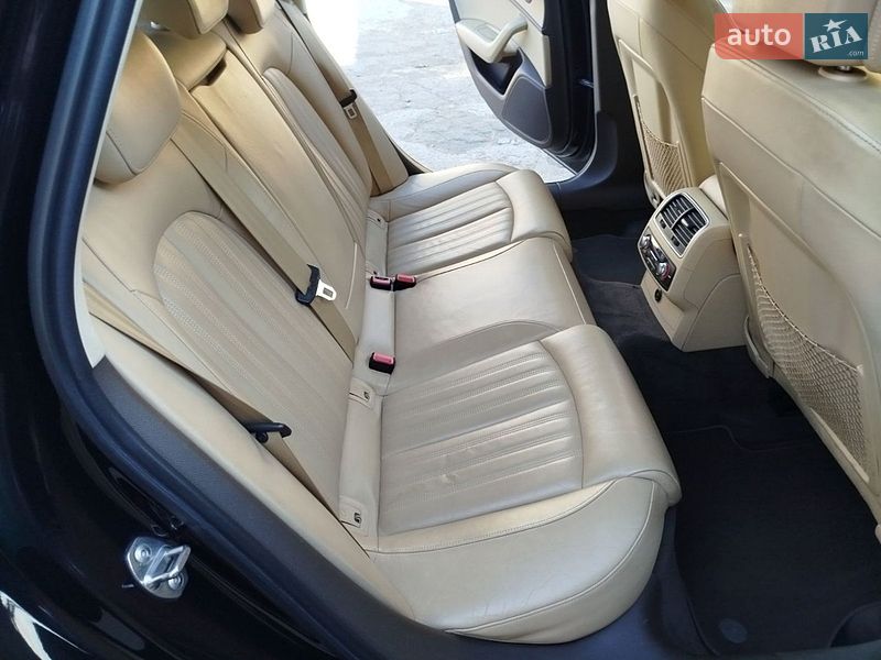 Универсал Audi A6 2012 в Владимире