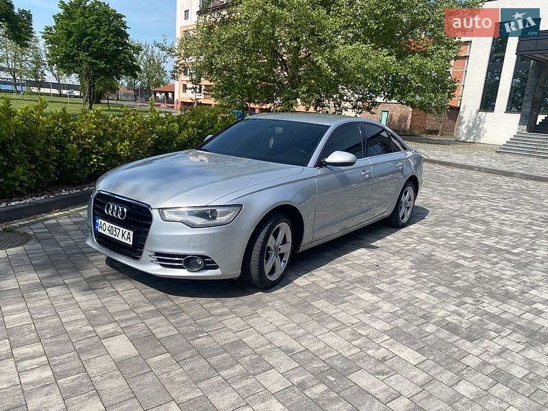 Седан Audi A6 2013 в Мукачевому