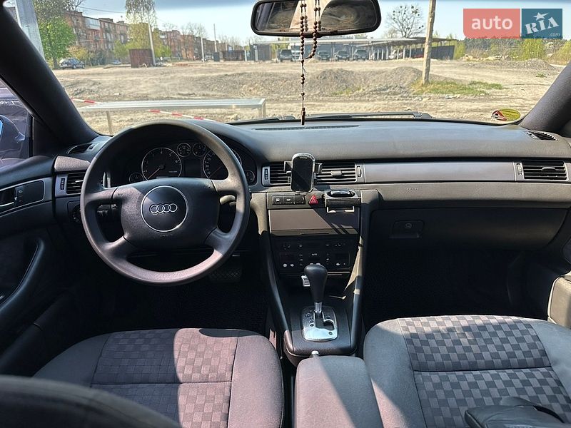 Седан Audi A6 2002 в Шептицькому