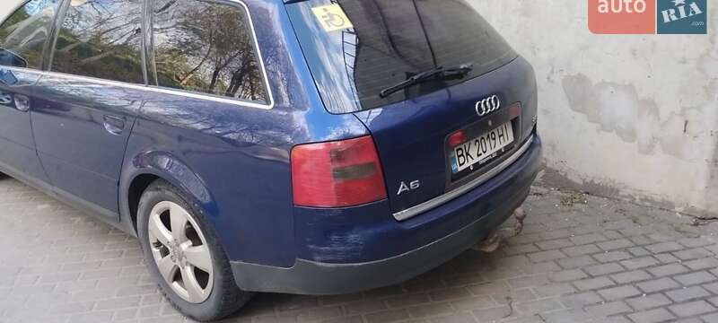 Audi A6 2001