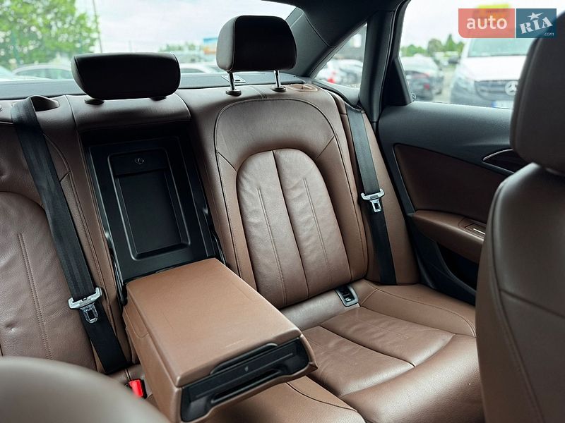 Седан Audi A6 2015 в Луцке