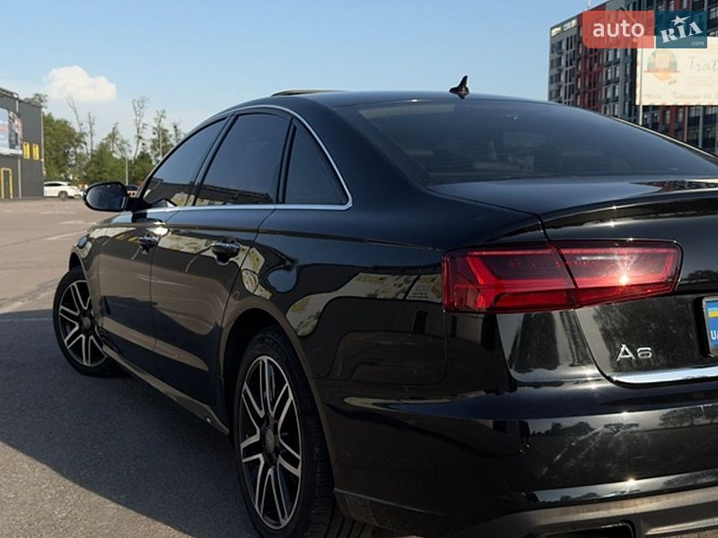 Седан Audi A6 2015 в Киеве