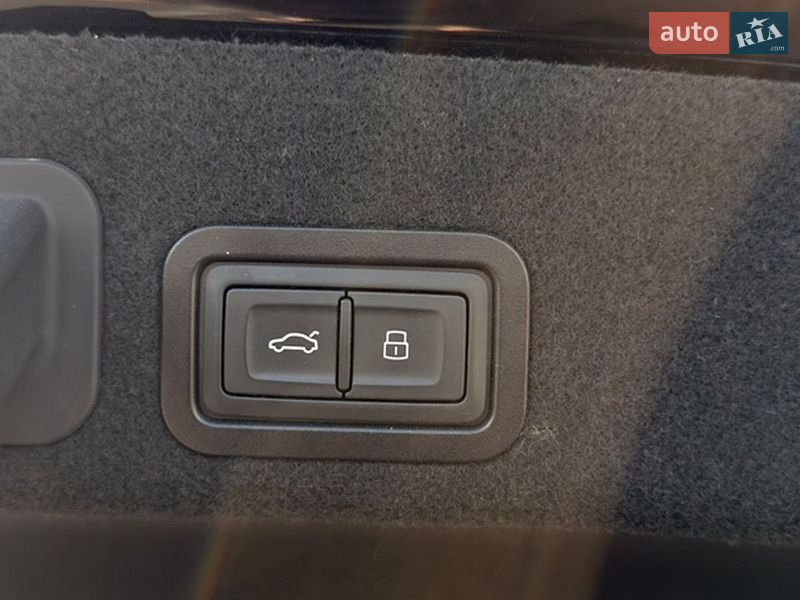 Седан Audi A6 2015 в Киеве