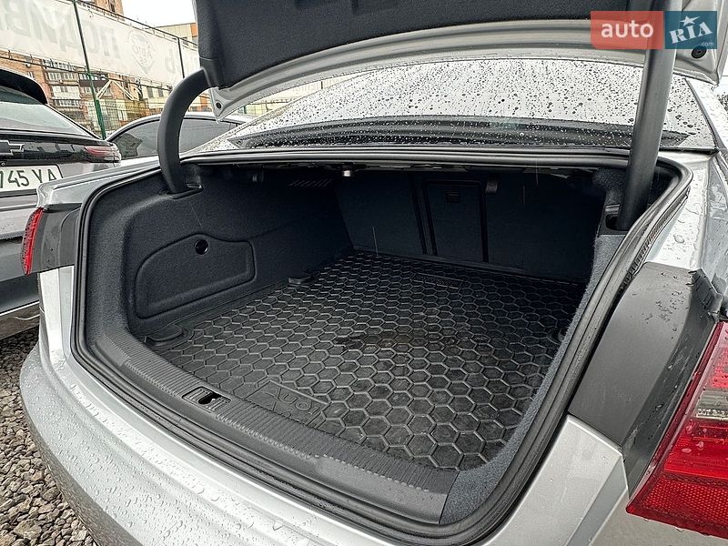 Седан Audi A6 2014 в Кривом Роге