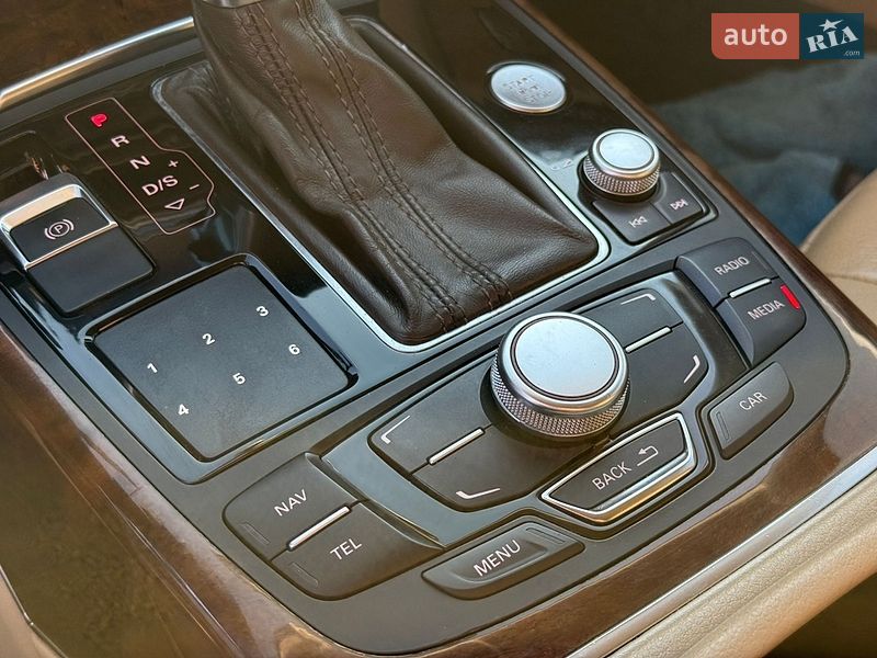 Седан Audi A6 2014 в Хмельницком