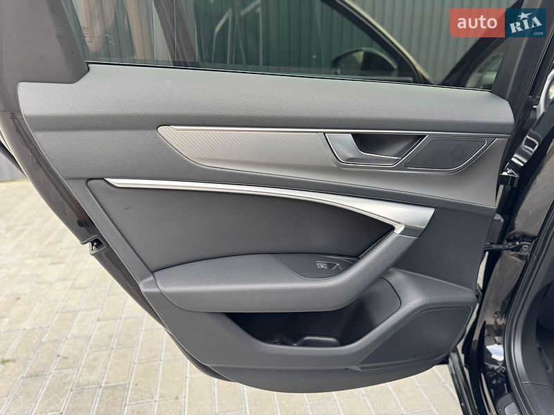 Седан Audi A6 2021 в Мукачевому