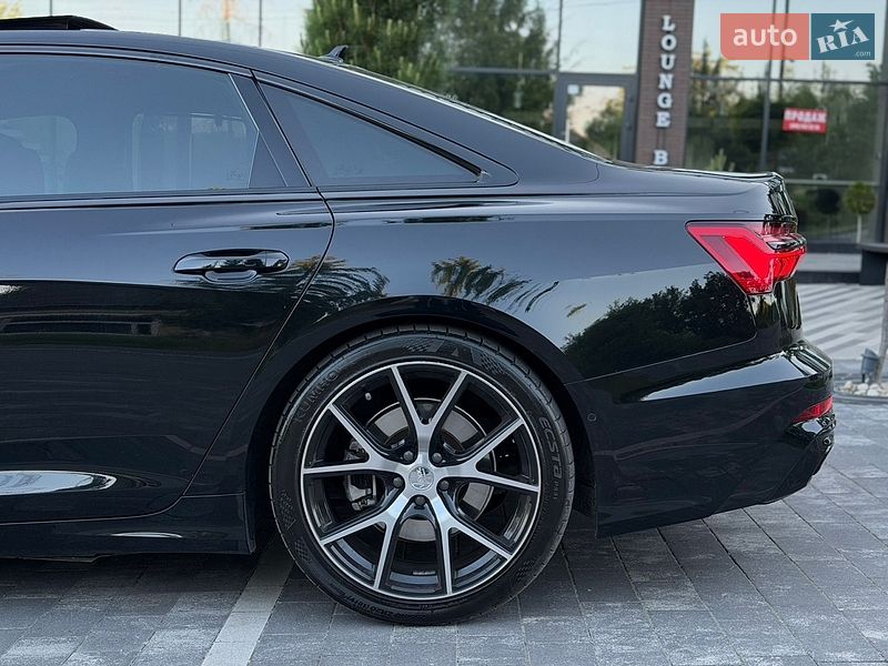 Седан Audi A6 2019 в Ужгороде