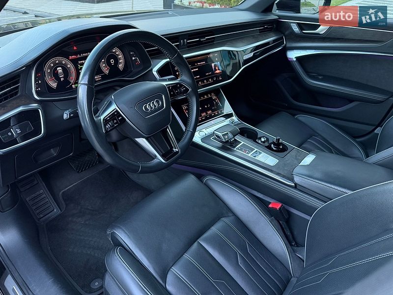 Седан Audi A6 2019 в Ужгороде