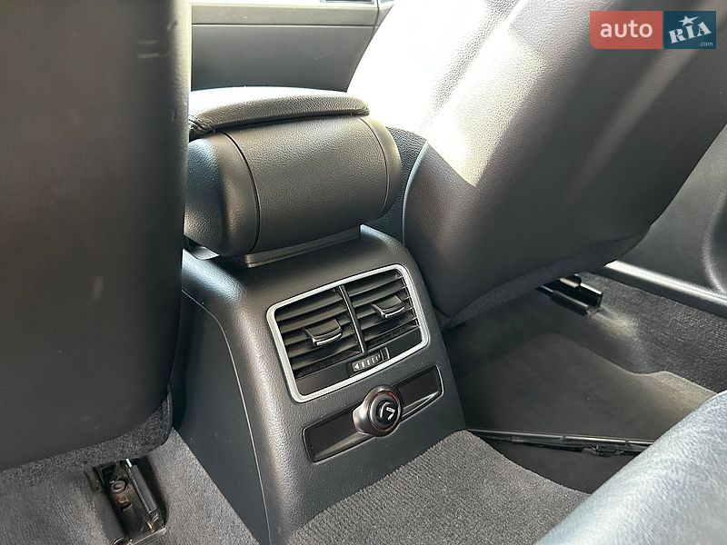 Универсал Audi A6 2010 в Киеве