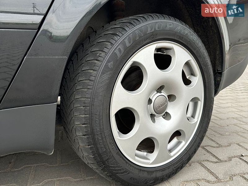Седан Audi A6 2002 в Умани