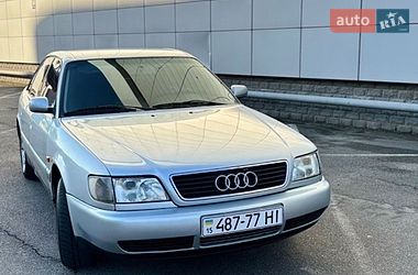 Седан Audi A6 1995 в Киеве