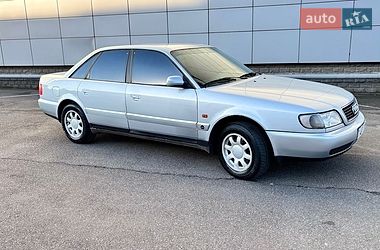 Седан Audi A6 1995 в Киеве