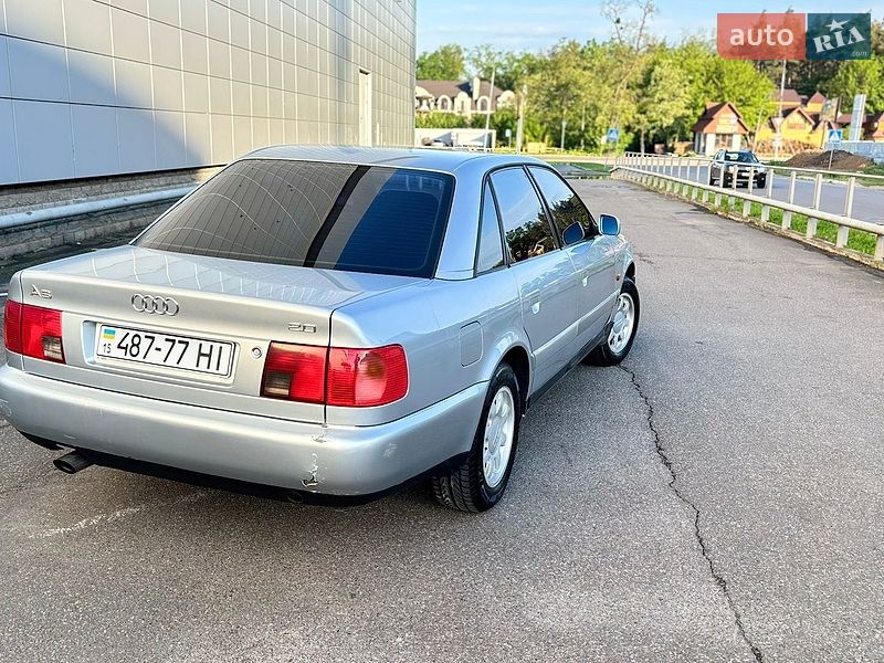 Седан Audi A6 1995 в Киеве