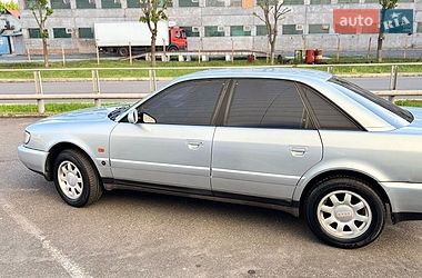 Седан Audi A6 1995 в Киеве