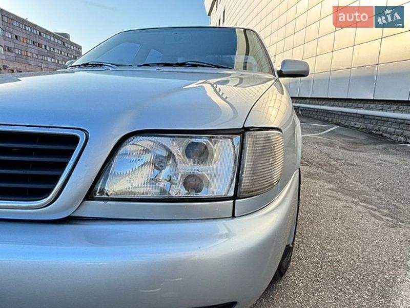 Седан Audi A6 1995 в Киеве