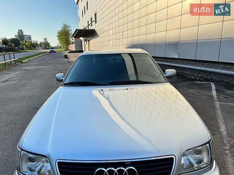 Седан Audi A6 1995 в Киеве