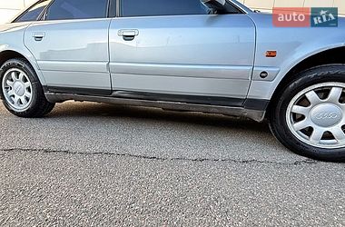 Седан Audi A6 1995 в Киеве