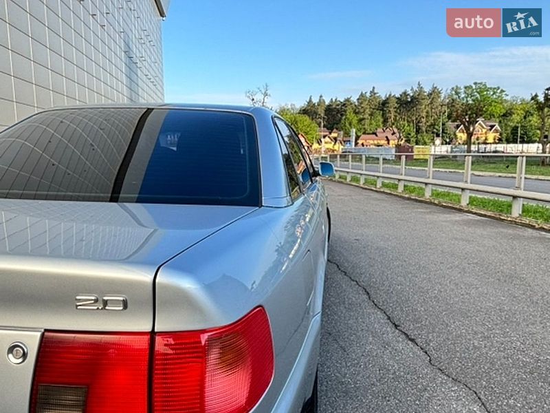 Седан Audi A6 1995 в Киеве